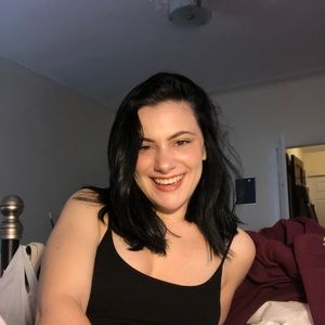 Meet your Posher, Ivy